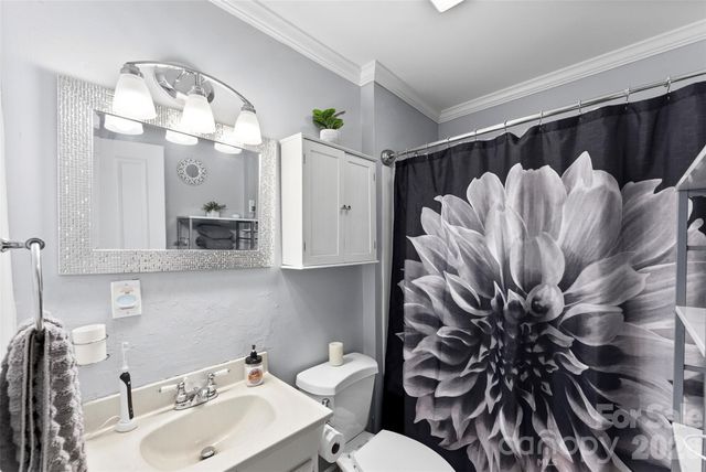 810 Bradley Road, Dallas, NC 28034