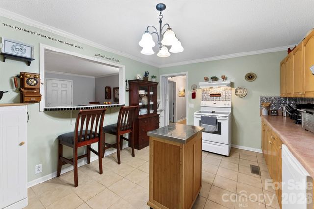 810 Bradley Road, Dallas, NC 28034