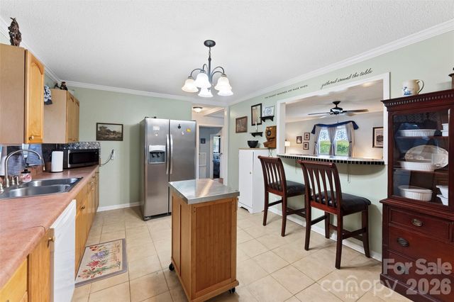 810 Bradley Road, Dallas, NC 28034