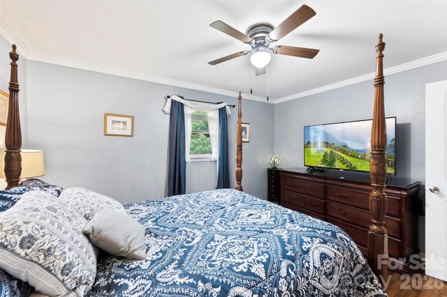 810 Bradley Road, Dallas, NC 28034