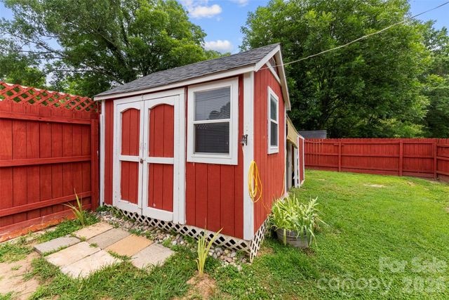 810 Bradley Road, Dallas, NC 28034