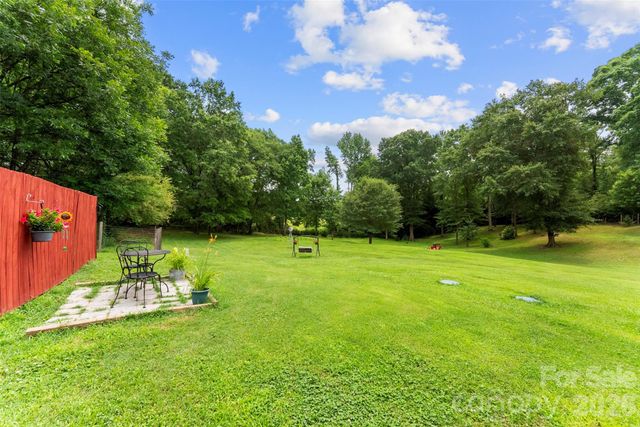 810 Bradley Road, Dallas, NC 28034