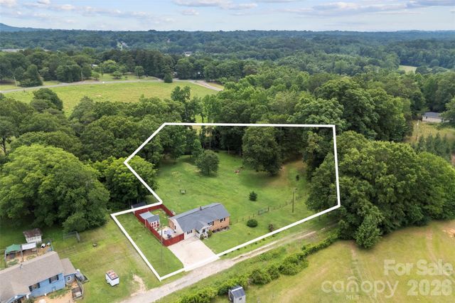 810 Bradley Road, Dallas, NC 28034