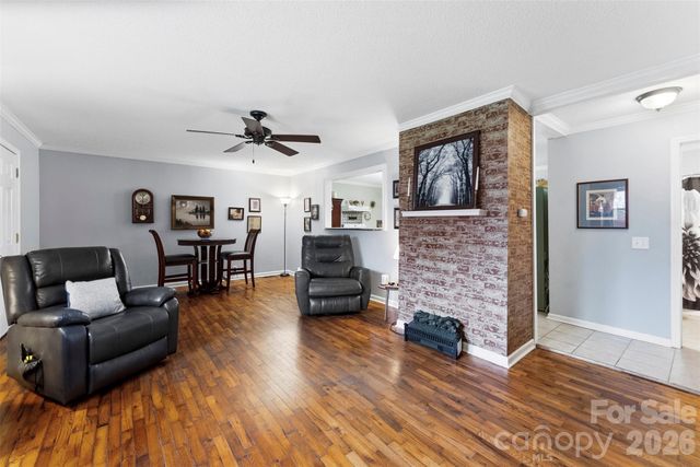 810 Bradley Road, Dallas, NC 28034