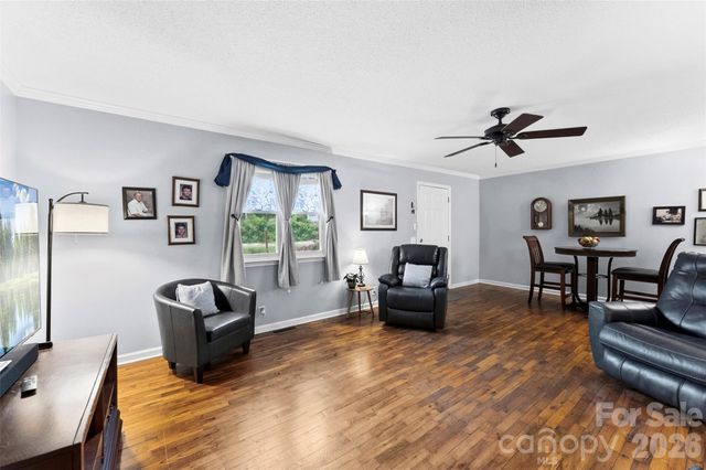 810 Bradley Road, Dallas, NC 28034