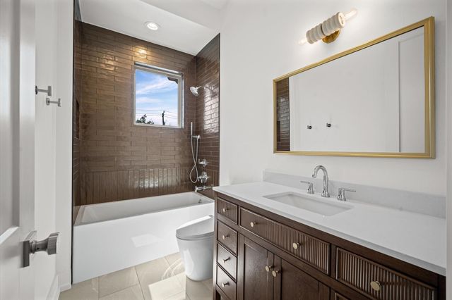 623 E 13th Street, Houston, TX 77008