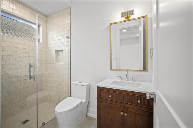 623 E 13th Street, Houston, TX 77008
