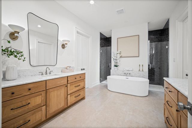 623 E 13th Street, Houston, TX 77008