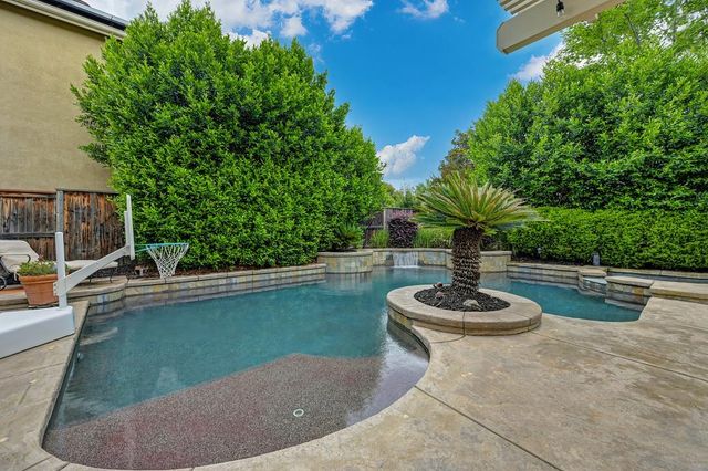 1615 Zerlang Ct, Folsom, CA 95630