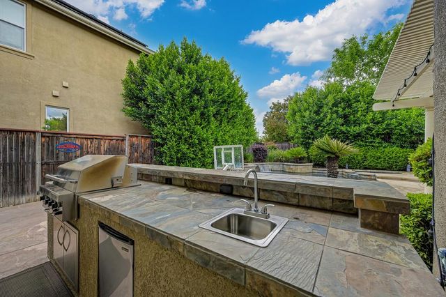 1615 Zerlang Ct, Folsom, CA 95630