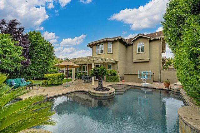 1615 Zerlang Ct, Folsom, CA 95630