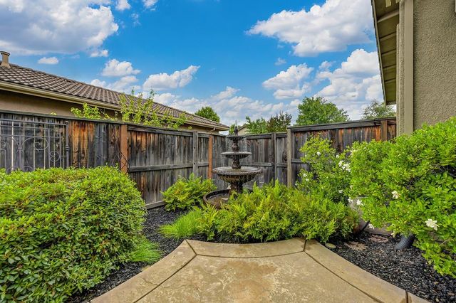 1615 Zerlang Ct, Folsom, CA 95630