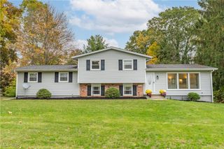 1838 Stonehenge Avenue NW, Massillon, OH 44646