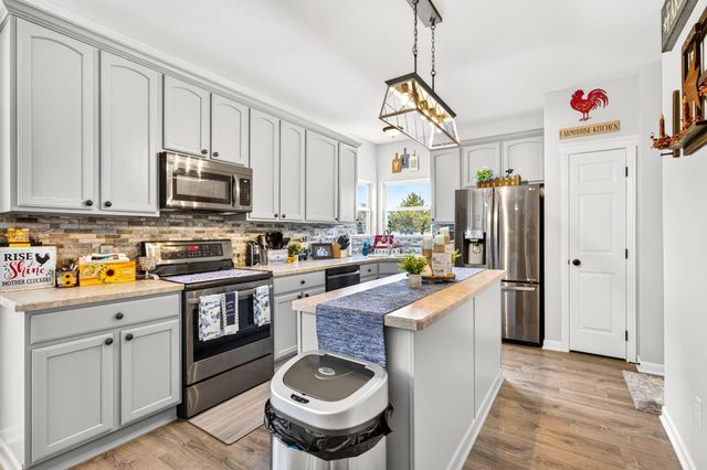 1432 Fergus Road, Grove City, OH 43123