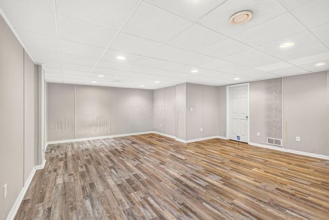 1432 Fergus Road, Grove City, OH 43123