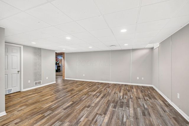 1432 Fergus Road, Grove City, OH 43123