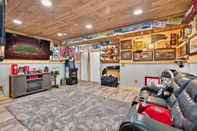 1432 Fergus Road, Grove City, OH 43123