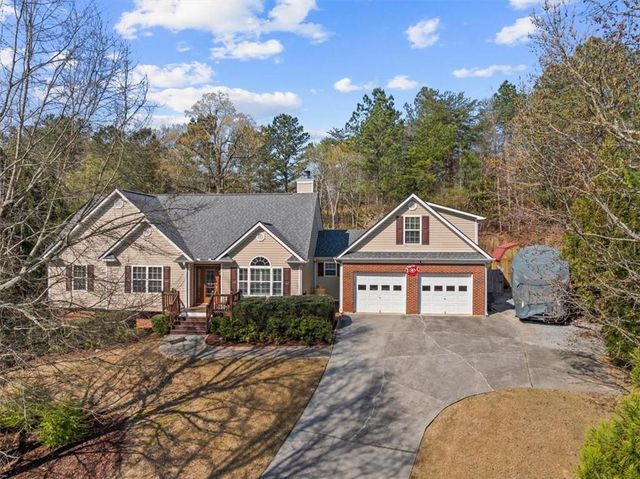 150 Kings Court SW, Calhoun, GA 30701