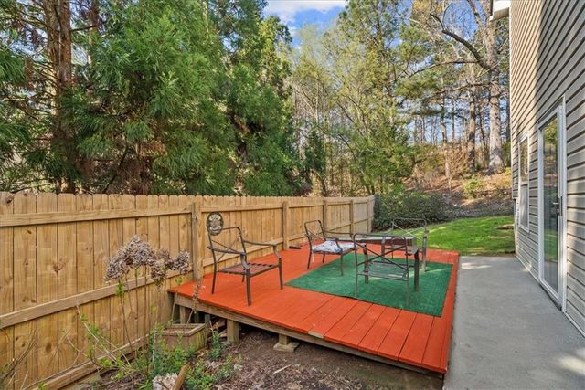 150 Kings Court SW, Calhoun, GA 30701