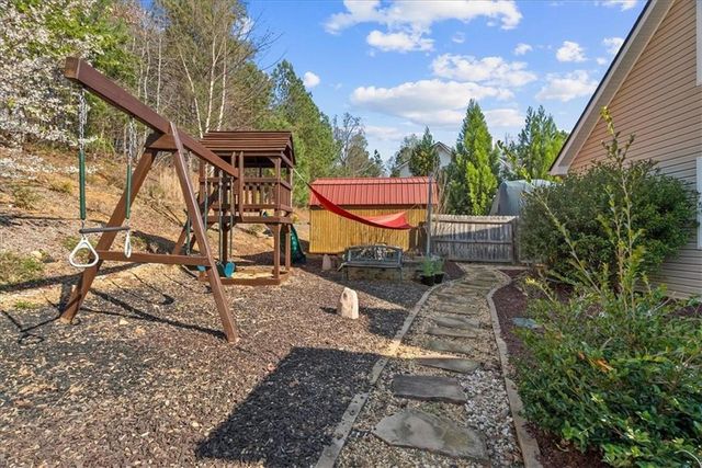 150 Kings Court SW, Calhoun, GA 30701