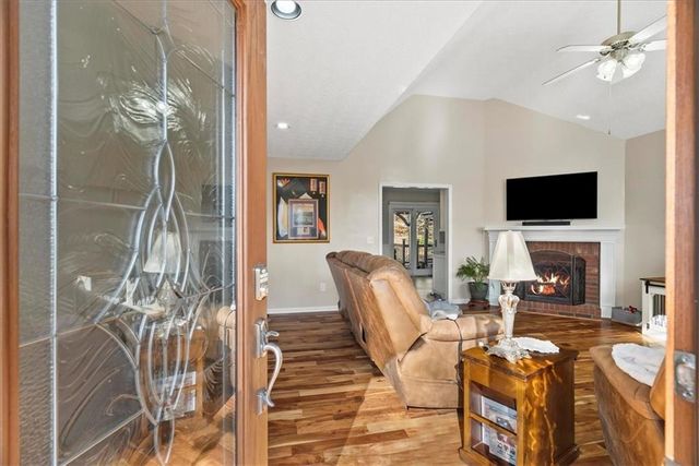 150 Kings Court SW, Calhoun, GA 30701