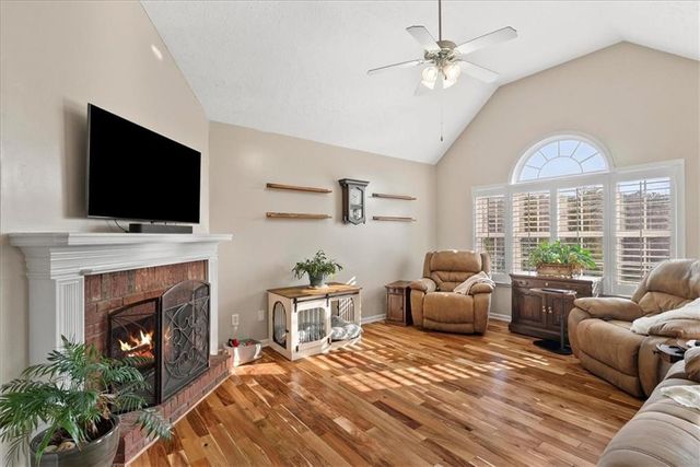 150 Kings Court SW, Calhoun, GA 30701