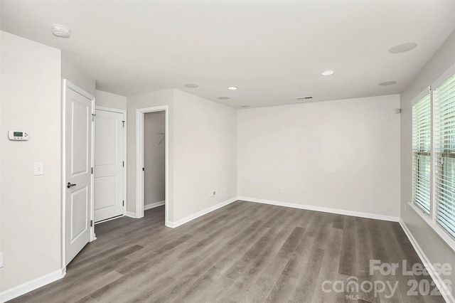 2128 Arbor Loop Drive, Charlotte, NC 28217
