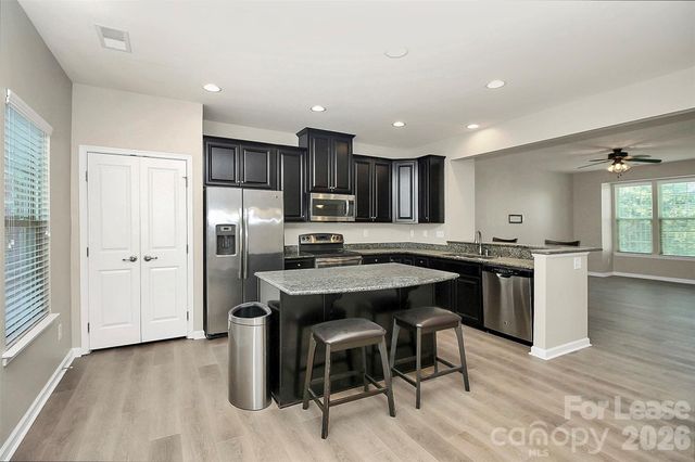 2128 Arbor Loop Drive, Charlotte, NC 28217