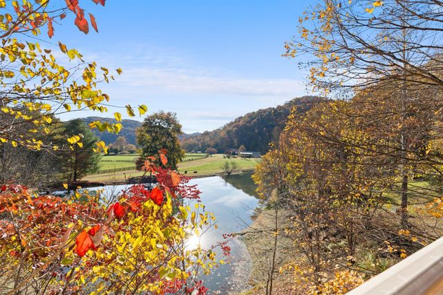 11238 Campton Road, Stanton, KY 40380