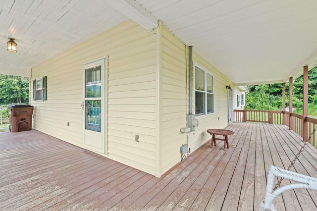 11238 Campton Road, Stanton, KY 40380