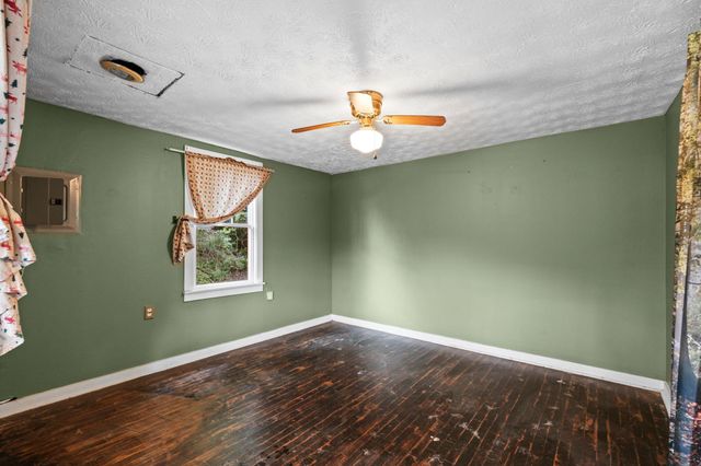 11238 Campton Road, Stanton, KY 40380