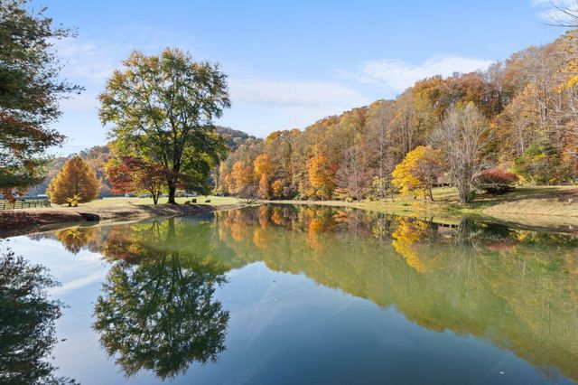 11238 Campton Road, Stanton, KY 40380