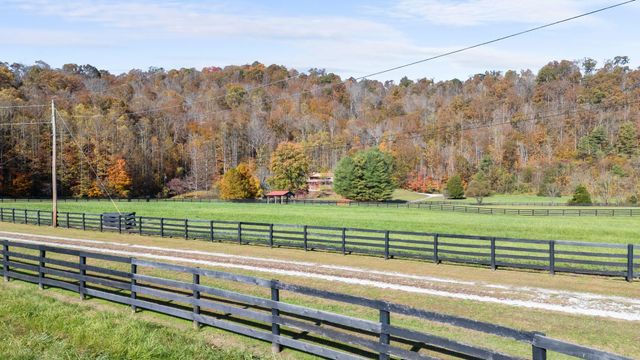 11238 Campton Road, Stanton, KY 40380