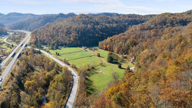 11238 Campton Road, Stanton, KY 40380