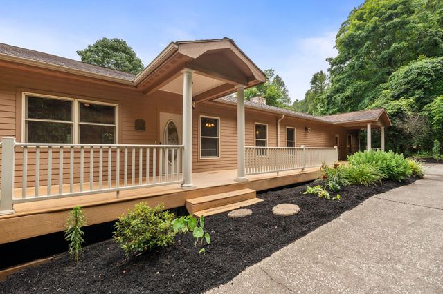 11238 Campton Road, Stanton, KY 40380