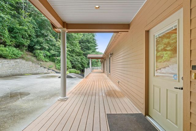 11238 Campton Road, Stanton, KY 40380