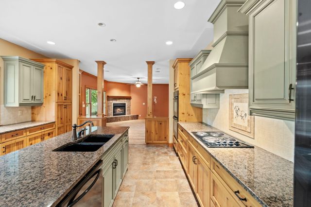 11238 Campton Road, Stanton, KY 40380