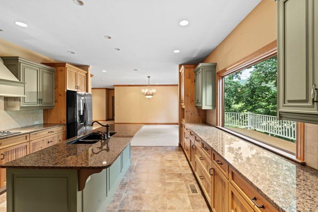 11238 Campton Road, Stanton, KY 40380