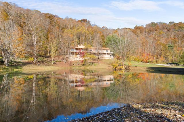 11238 Campton Road, Stanton, KY 40380