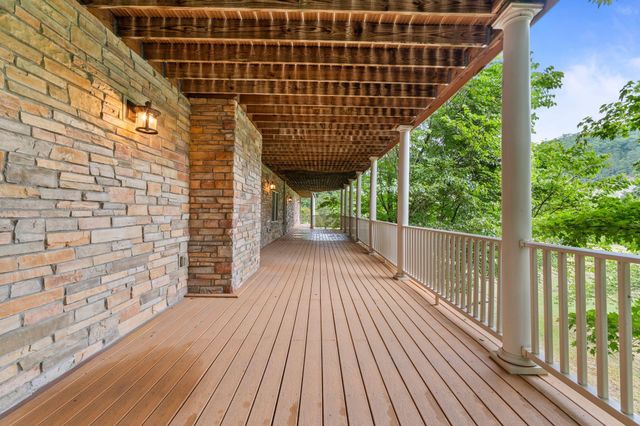 11238 Campton Road, Stanton, KY 40380