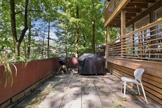28 Mallard Rise, Irvington, NY 10533