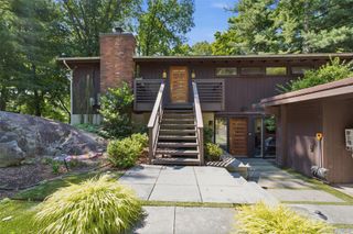 28 Mallard Rise, Irvington, NY 10533