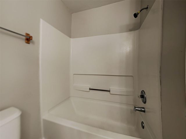 6034 Coventry Falls, Houston, TX 77084