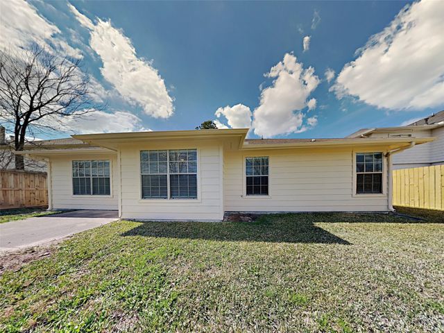6034 Coventry Falls, Houston, TX 77084