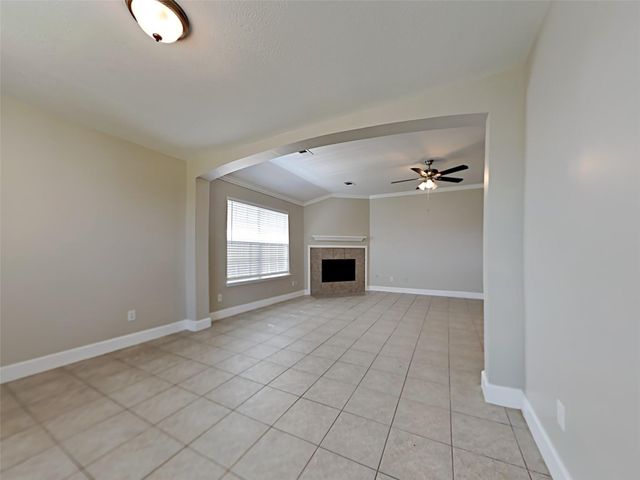 6034 Coventry Falls, Houston, TX 77084