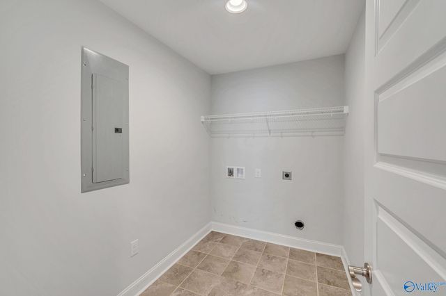 23709 Glover Road, Athens, AL 35613