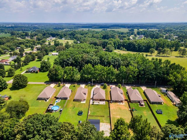 23709 Glover Road, Athens, AL 35613