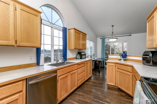 1613 197th Street Ct E, Spanaway, WA 98387