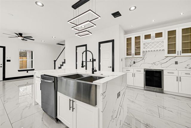 13106 Donegal Way A, Houston, TX 77047