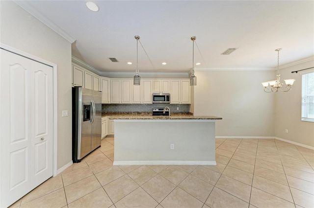 1986 MESIC HAMMOCK WAY, Venice, FL 34292